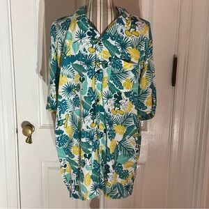 Tropical men’s Disney button down shirt large S190 Mickey